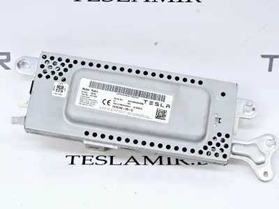 Блок радио Tesla Model 3 2019