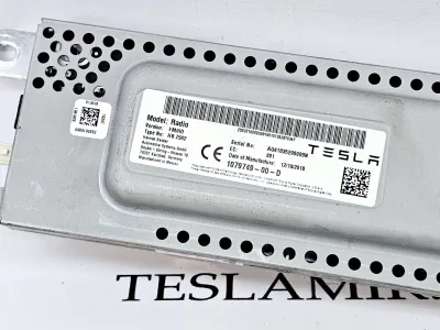 Блок радио Tesla Model 3 2019 — фото 2
