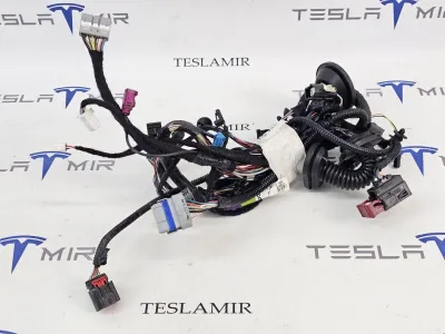 Электропроводка двери передняя левая Tesla Model S 2018