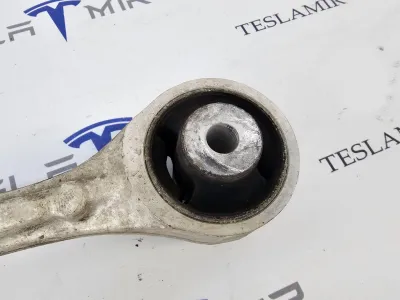 Рычаг передний продольный нижний (банан) левый Tesla Model S 2018 — фото 3