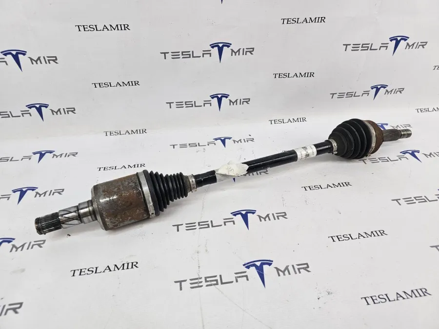Полуось (приводной вал, ШРУС) передняя левая Tesla Model S 2022 — фото 1