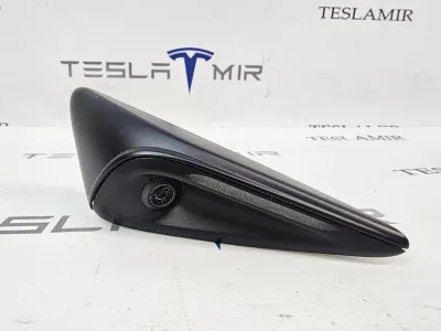 Повторитель поворота (камера крыла АП2.0/2.5/3.0/4.0) левый Tesla Model Y 2024