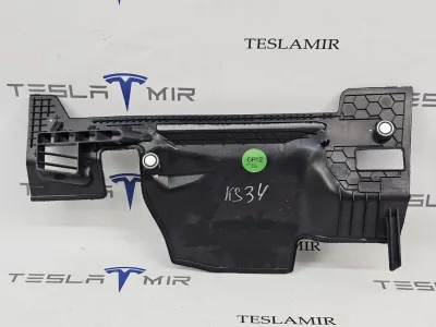 Пластик салона Tesla Model S 2022 — фото 2