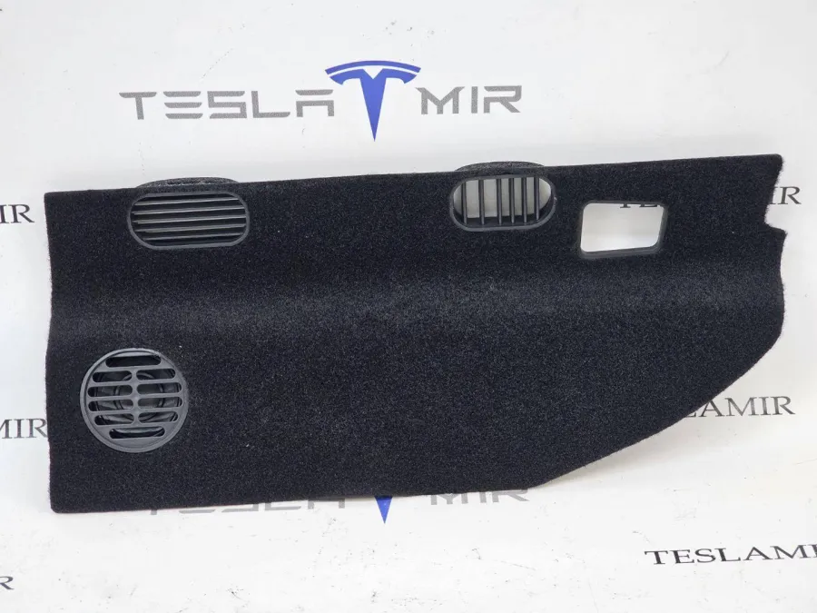 Пластик салона Tesla Model 3 2024 — фото 1