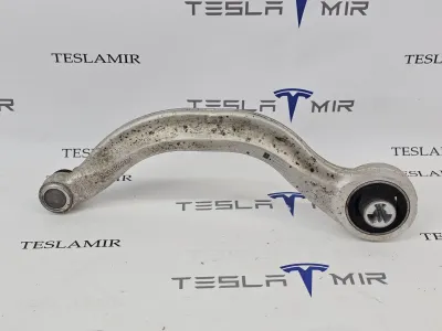 Рычаг передний продольный нижний (банан) левый Tesla Model 3 2024