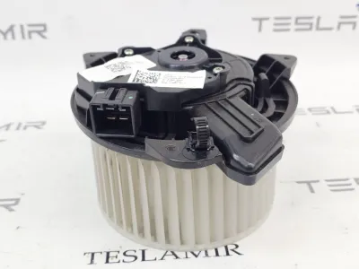 Вентилятор (моторчик) печки салона Tesla Model 3 2022
