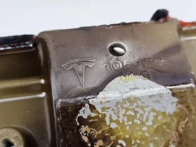 Часть кузова (вырезанный элемент) Tesla Model X 2018 — фото 2