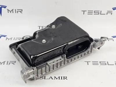 Блок управления BCM (бортовой сети) (Body Control Module) Боди Tesla Model 3 2024 — фото 3