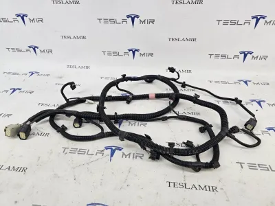 Электропроводка бампера переднего Tesla Model S 2018
