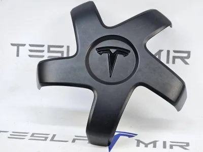 Колпачок литого диска Tesla Model 3 2024