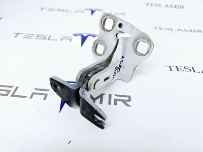 Петля двери передней верхняя левая Tesla Model 3 2019
