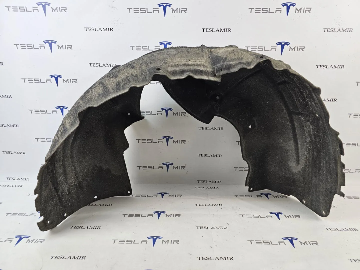 Подкрылок (защита колесных арок) задний правый Tesla Model Y 2024 — фото 1