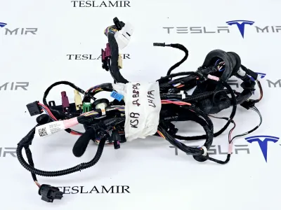 Электропроводка двери передняя левая Tesla Model 3 2019