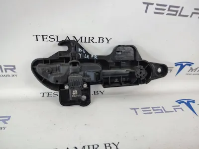 Ручка наружная двери левой Tesla Model Y 2021 — фото 2
