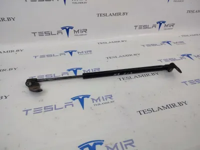 Амортизатор (упор) капота Tesla Model S 2017