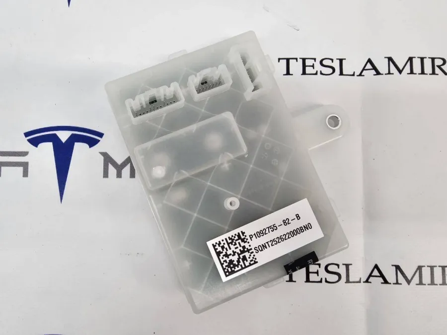 Блок ретрофит (ccs2) Tesla Model 3 2018 — фото 1