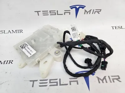 Блок ретрофит (ccs2) Tesla Model X 2020