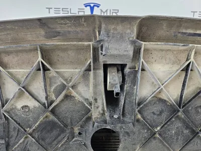 Кассета радиаторов Tesla Model Y 2020 — фото 2