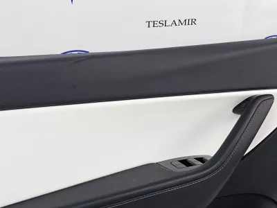 Обшивка двери передней левой Tesla Model Y 2020 — фото 2