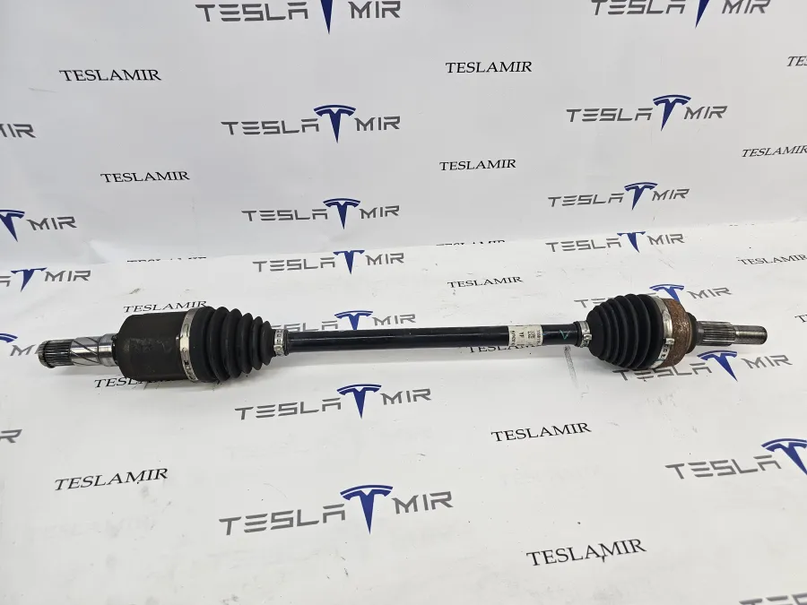 Полуось (приводной вал, ШРУС) передняя Tesla Model Y 2020 — фото 1