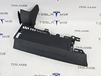 Подушка безопасности коленная водителя Tesla Model Y 2020 — фото 2