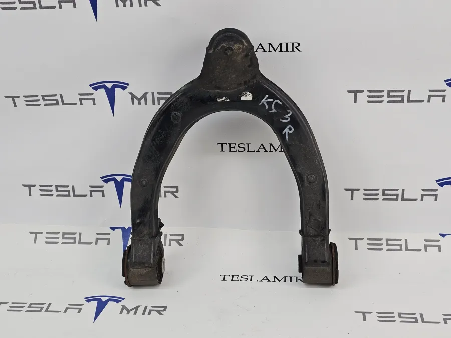 Рычаг верхний передний (подкова) правый Tesla Model Y 2020 — фото 1
