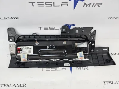 Подушка безопасности коленная пассажира Tesla Model Y 2020 — фото 4