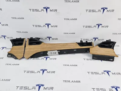 Декоративная накладка центральной консоли Tesla Model S 2018