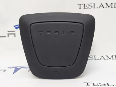 Подушка безопасности водителя Tesla Model 3 2024 — фото 2
