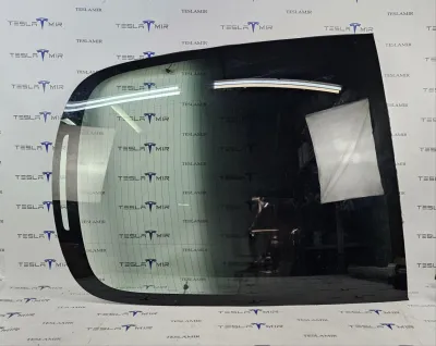 Стекло панорамной крыши Tesla Model 3 2022