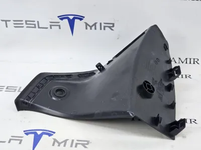 Накладка заднего фонаря левая Tesla Model 3 2024 — фото 3