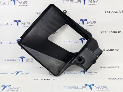 Воздуховод (дефлектор) радиатора (лопух) правый Tesla Model S 2019 — фото 2