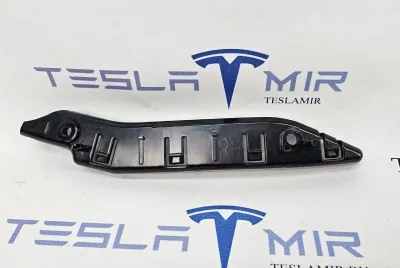 Кронштейн крепления бампера переднего правый Tesla Model Y 2021