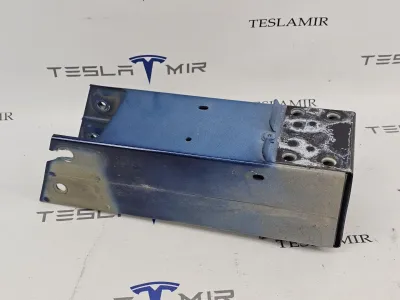 Удлинитель лонжерона (клык) правый Tesla Model 3 2023 — фото 2