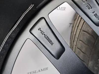 Колесо в сборе Tesla Model S 2023 — фото 15