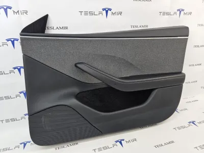 Обшивка двери передней правой Tesla Model 3 2024