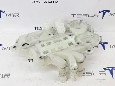 Тепловой насос Tesla Model Y 2021