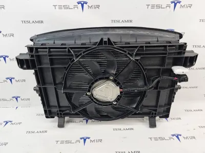 Кассета радиаторов Tesla Model 3 2022 — фото 5