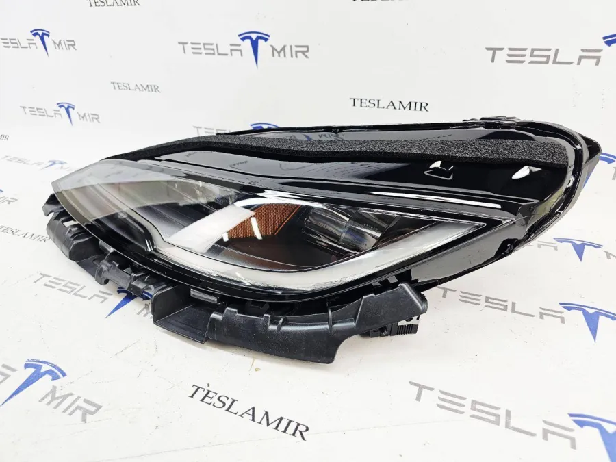 Фара левая Tesla Model 3 2024 — фото 1