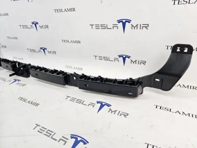 Кронштейн крепления бампера (центральный) задний Tesla Model 3 2024 — фото 3