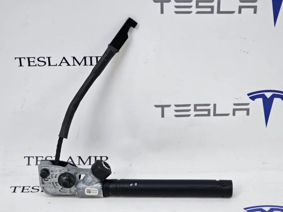 Пиропатрон ремня безопасности левый нижний Tesla Model S 2022 — фото 1