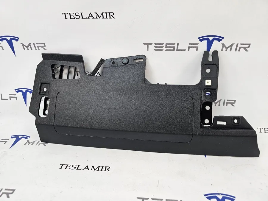 Подушка безопасности коленная водителя Tesla Model 3 2023 — фото 1