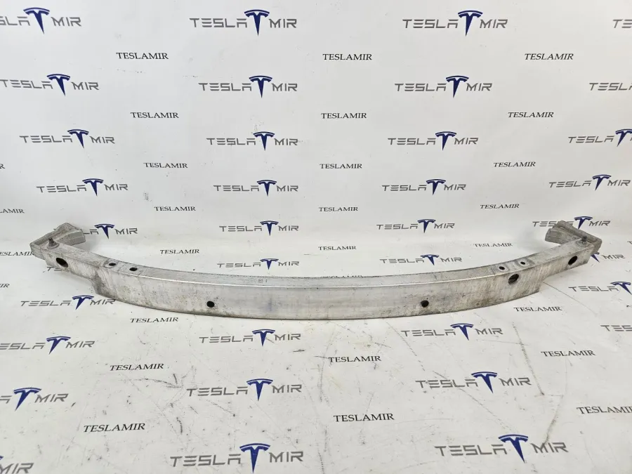 Усилитель переднего бампера верхний Tesla Model Y 2022 — фото 1