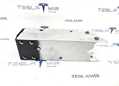Удлинитель лонжерона (клык) правый Tesla Model 3 2021 — фото 2