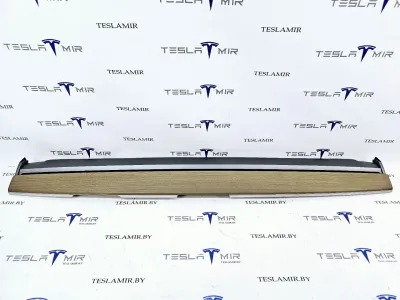 Декоративная накладка центральной консоли Tesla Model 3 2019