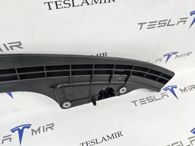 Усилитель переднего бампера нижний Tesla Model Y 2025 — фото 3