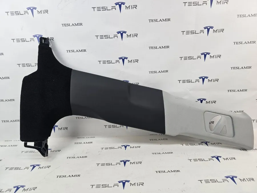 Накладка стойки B внутренняя правая Tesla Model Y 2025 — фото 1