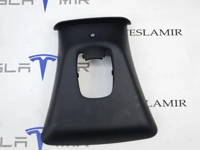 Камера салона + накладка на зеркало Tesla Model Y 2025