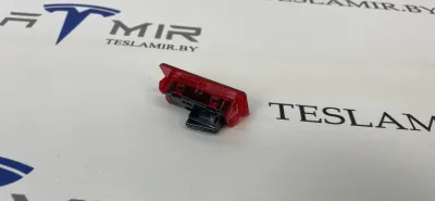 Фонарь подсветки двери красный (лампочка подсветки) Tesla Model S 2018 — фото 2