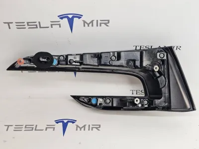 Фонарь задний левый Tesla Model 3 2024 — фото 3
